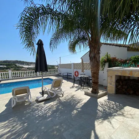 Villa Elisa *